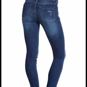 BlankNYC Distressed Skinny Jeans